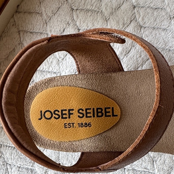 Josef Seibel Women's Sandals in Brown and Mustard Made in Germany - Picture 2 of 9